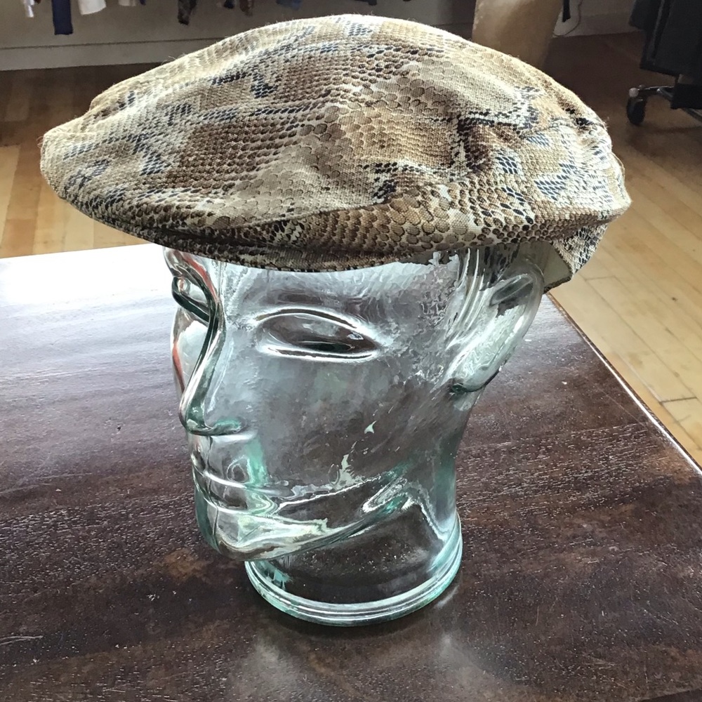 Vintage Burberry golf hat